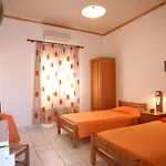 Apartment Caviri *