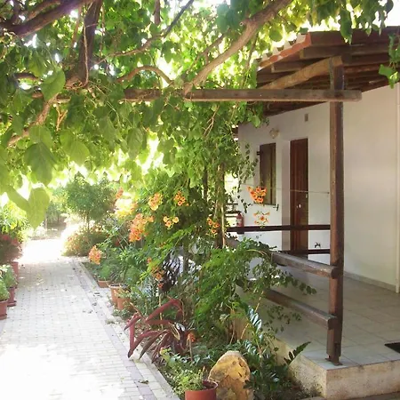 Apartment Caviri *
